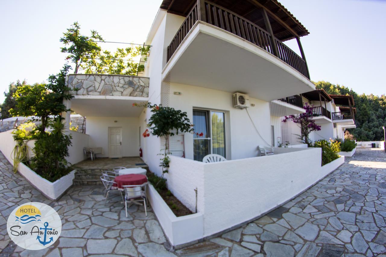 מגלי אמוס San Antonio Hotel & Apartments מראה חיצוני תמונה