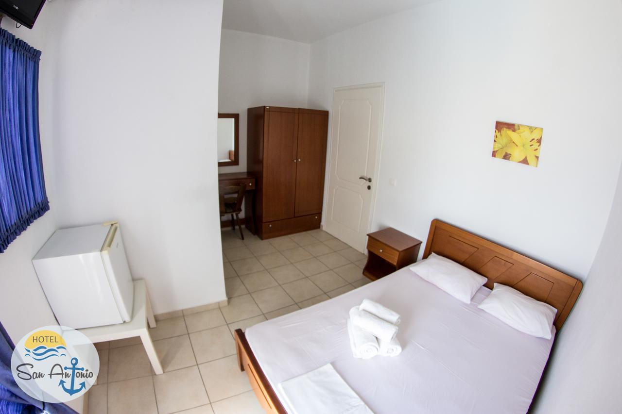 מגלי אמוס San Antonio Hotel & Apartments מראה חיצוני תמונה
