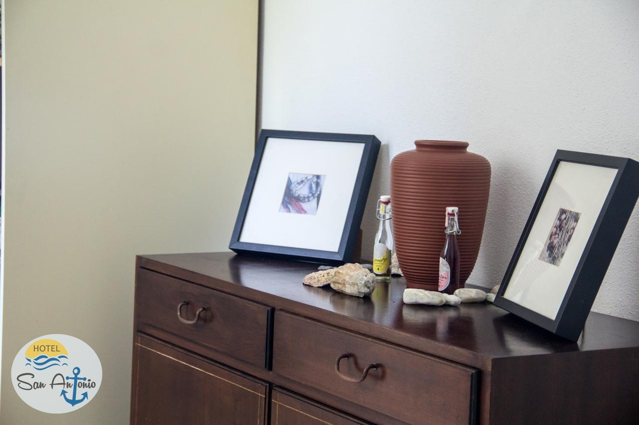 מגלי אמוס San Antonio Hotel & Apartments מראה חיצוני תמונה